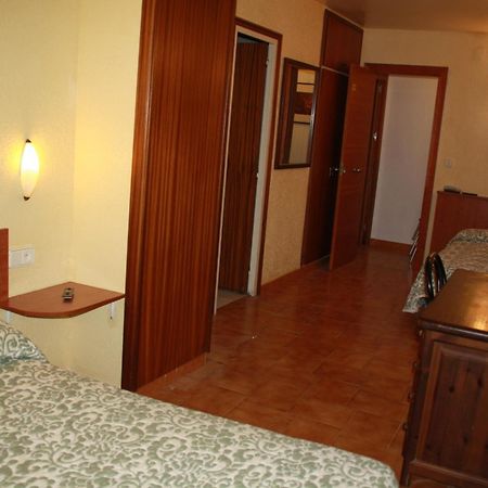 Hotel La Masia Portbou Zewnętrze zdjęcie
