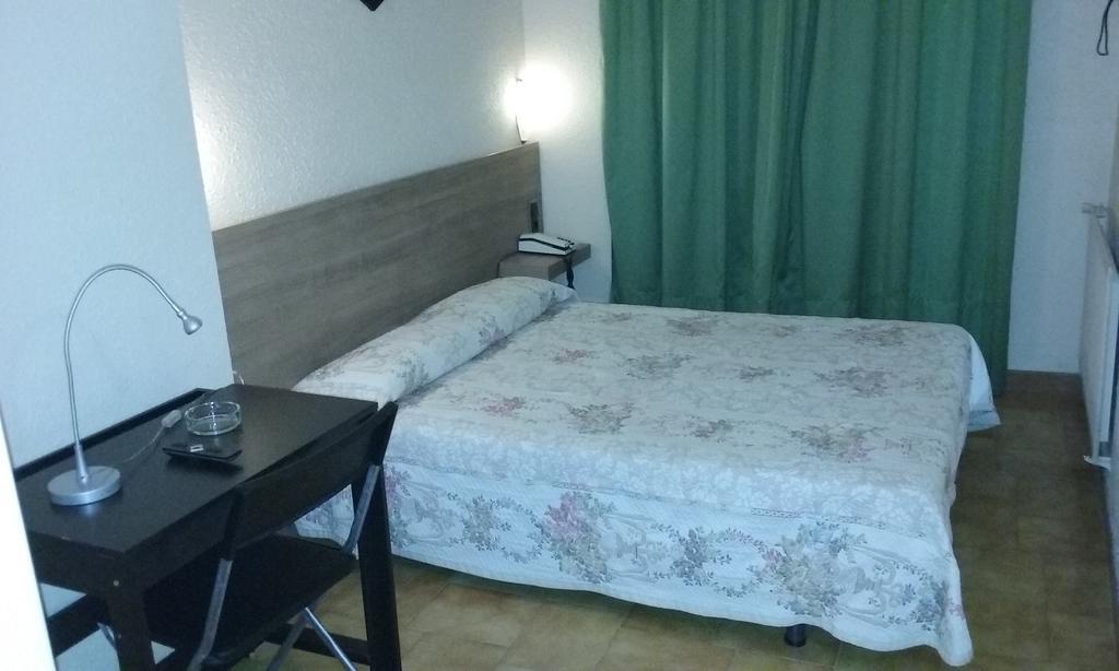 Hotel La Masia Portbou Zewnętrze zdjęcie
